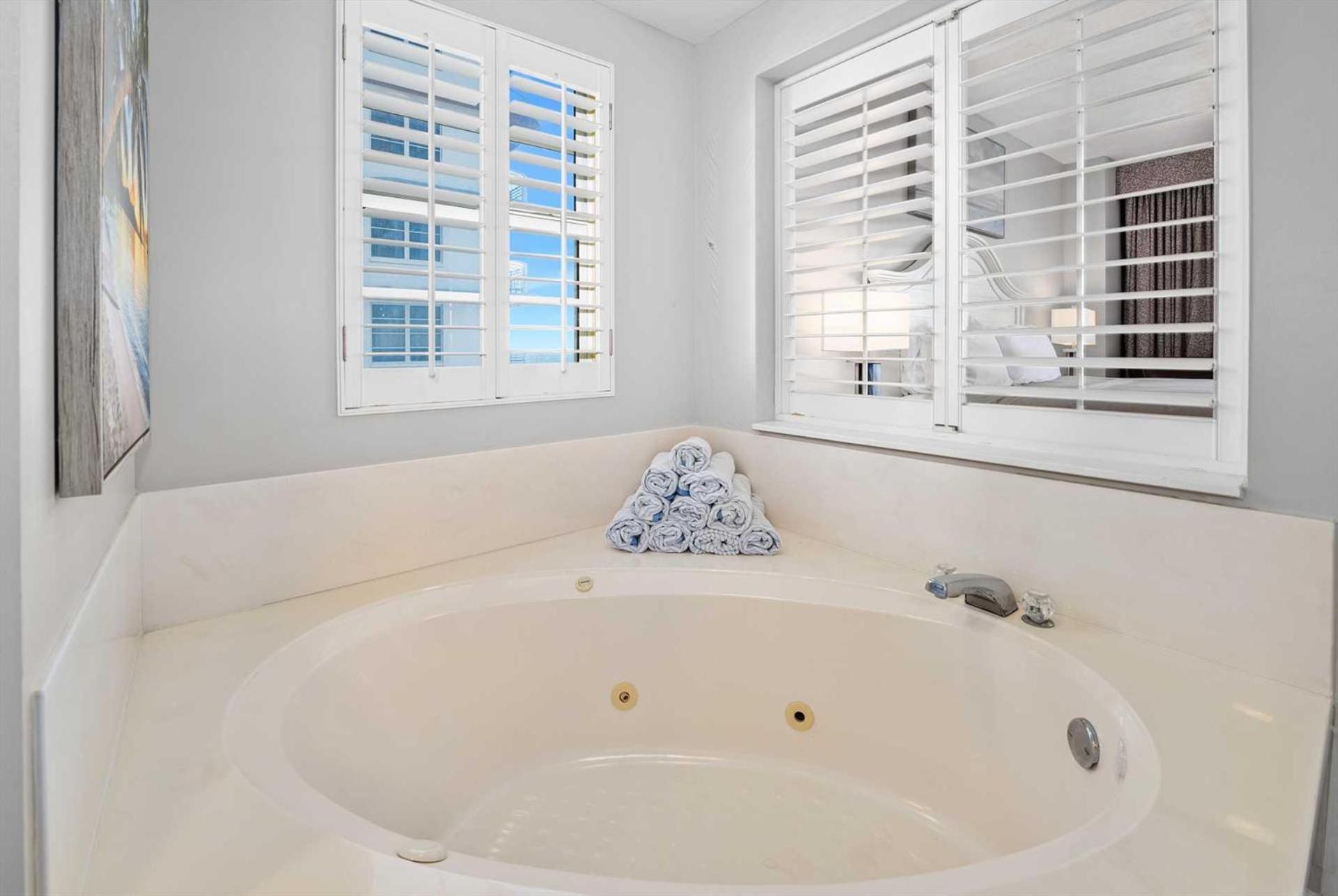 Luxury 8Th Floor 2 Bedroom Condo Direct Oceanfront Wyndham Ocean Walk Resort Daytona Beach | 801 Exterior photo